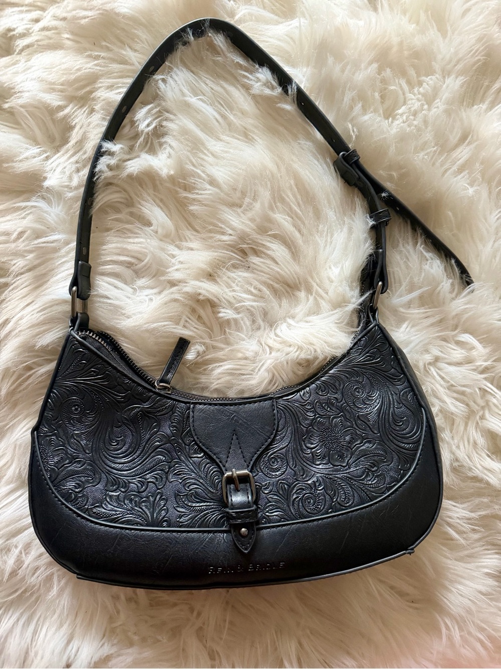 Rein & Bridle black Shoulder Bag